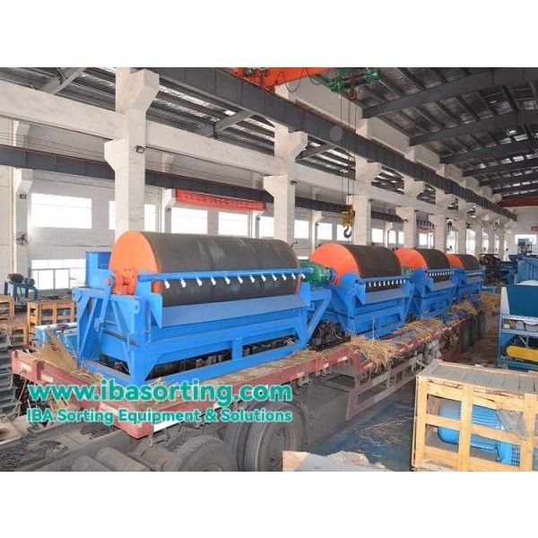 Мокрый магнитный сепаратор